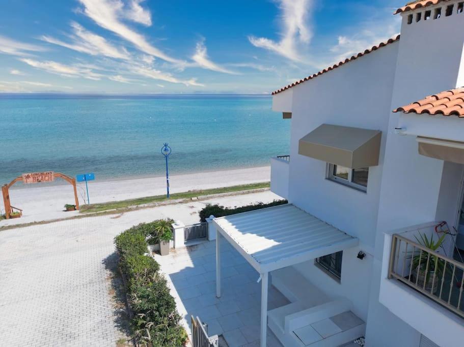 The House - Steps From The Sea Daire